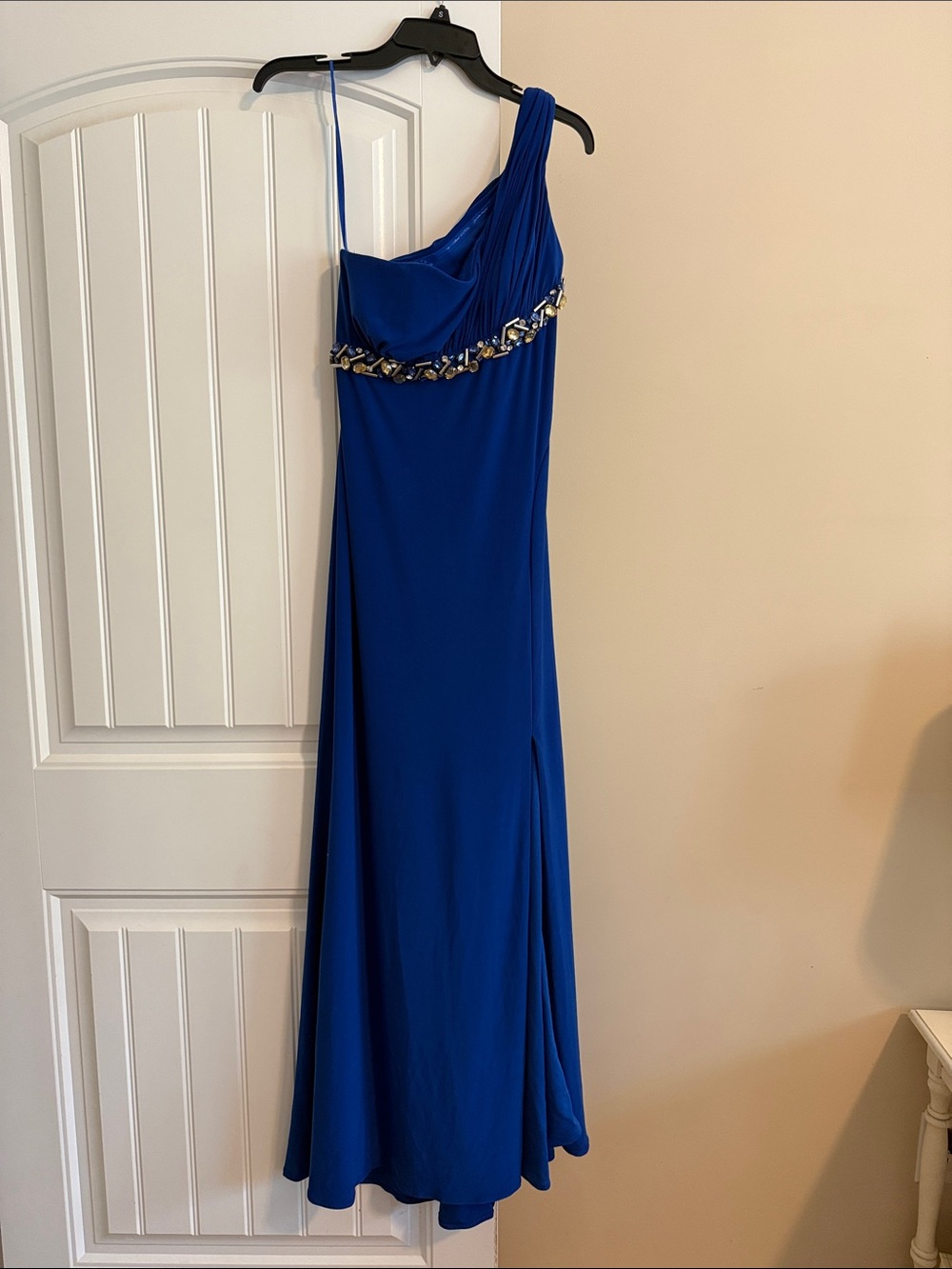 One-Shoulder Royal Blue Evening Gown with Embellished Waist and Open Back